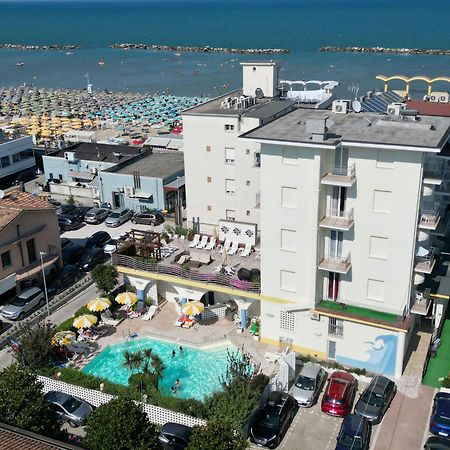 Hotel Gardenia Bellaria-Igea Marina Esterno foto