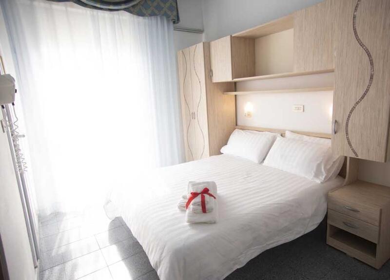 Hotel Gardenia Bellaria-Igea Marina Esterno foto