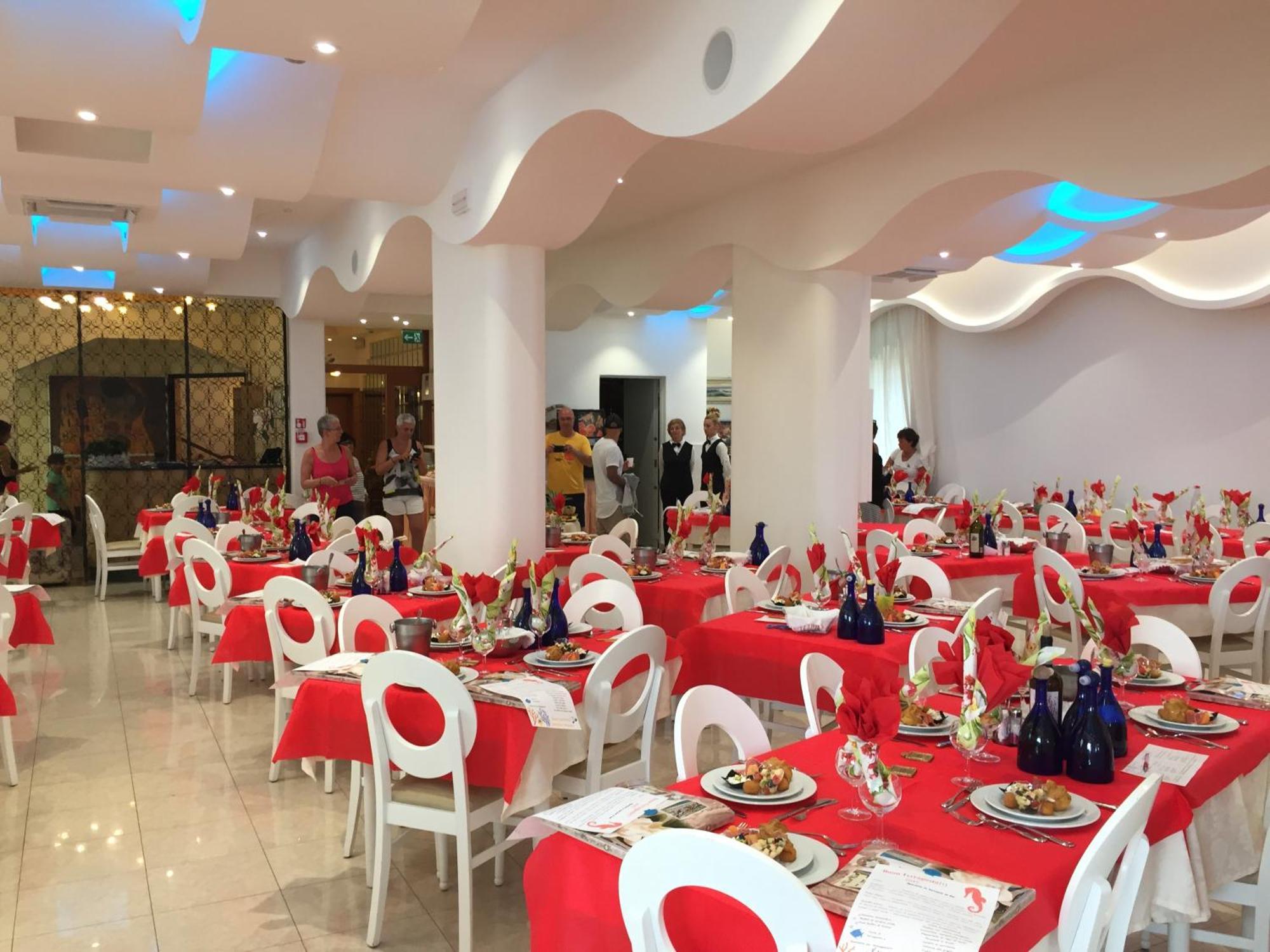 Hotel Gardenia Bellaria-Igea Marina Esterno foto