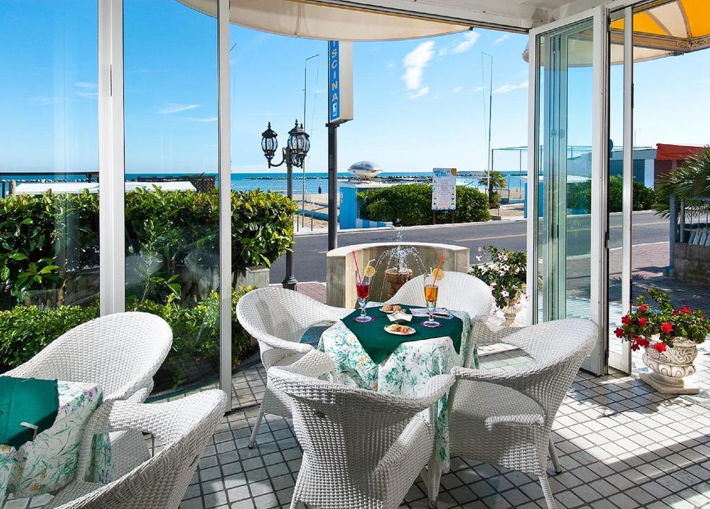 Hotel Gardenia Bellaria-Igea Marina Esterno foto